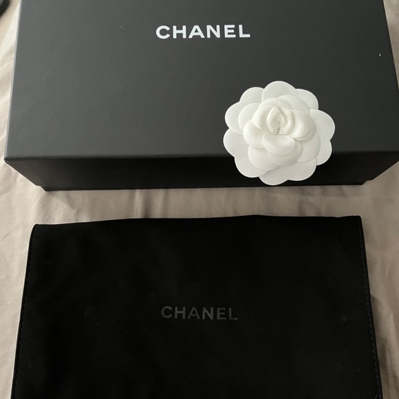 Chanel Pink Wallet on Chain (WOC) with receipt - Picture 5 of 7